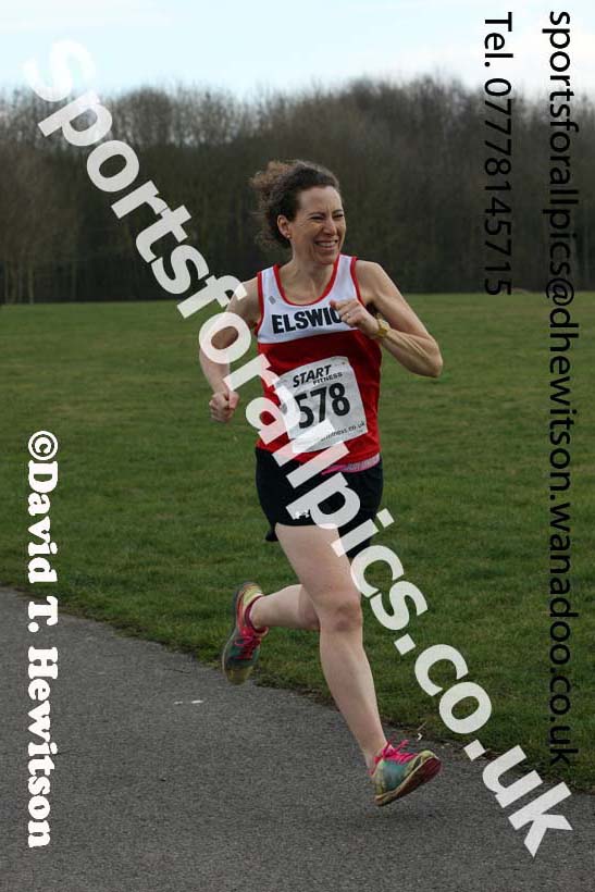 Women and mens veterans over-50s Royal Signals NECC Rod Relays, Hetton Lyons Park, Hetton-le-Hole. Photo: David T. Hewitson/Sports for All Pics